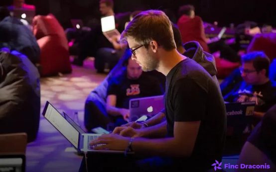 Pros and Cons of Using Containerized Databases Revealed